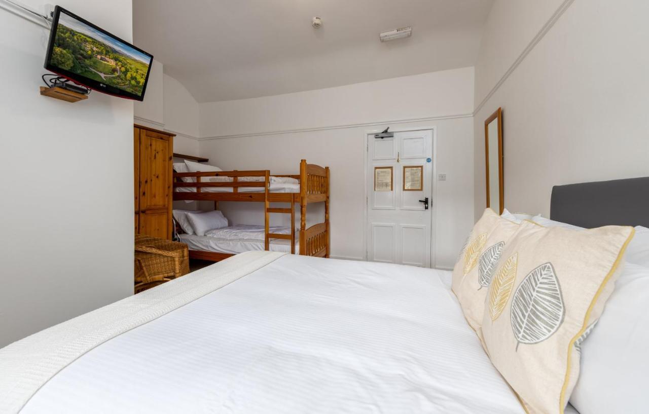 Muncaster Castle Coachman'S Quarters Bed & Breakfast Ravenglass Exterior photo