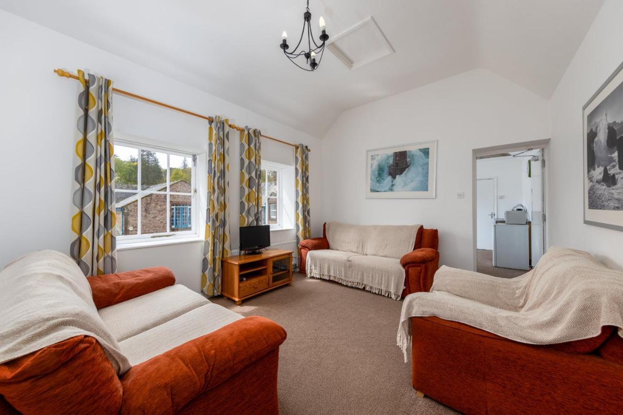Muncaster Castle Coachman'S Quarters Bed & Breakfast Ravenglass Exterior photo